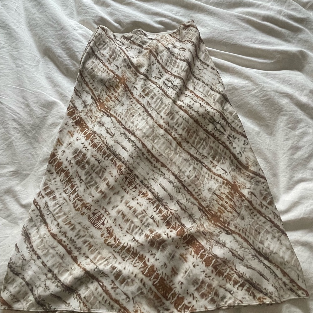 Aritzia- Babaton Cream and Brown Satin Midi Skirt - Picture 2 of 4